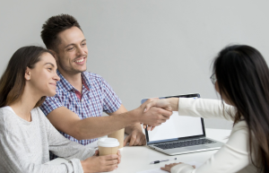 Tips Memilih Asuransi Pendidikan Dari Resiko Perlindungan yang Diberikan